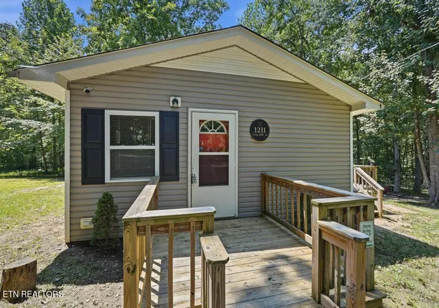 Photo 2 of Sale Pending at 1211 Camp Belle Air Rd, Sparta, TN 38583 | MLS# 1342506 | Listing updated on 2026-09-01