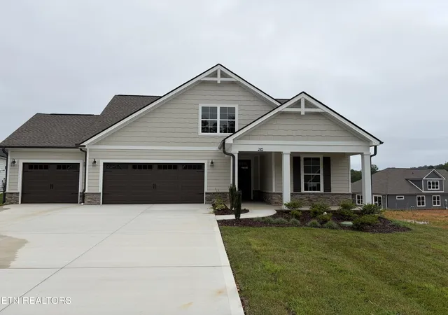 Photo 3 of Sale Pending at 216 River Birch Dr, Lenoir City, TN 37771 | MLS# 1339576 | Listing updated on 2026-08-03