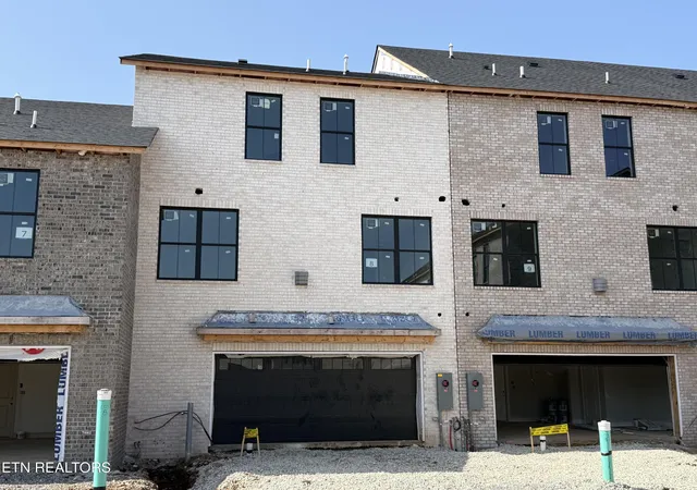 Photo 3 of Single family home for sale at 11241 Neptune Dr Lot 8, Farragut, TN 37934 | MLS# 1338646 | Listing updated on 2026-09-19