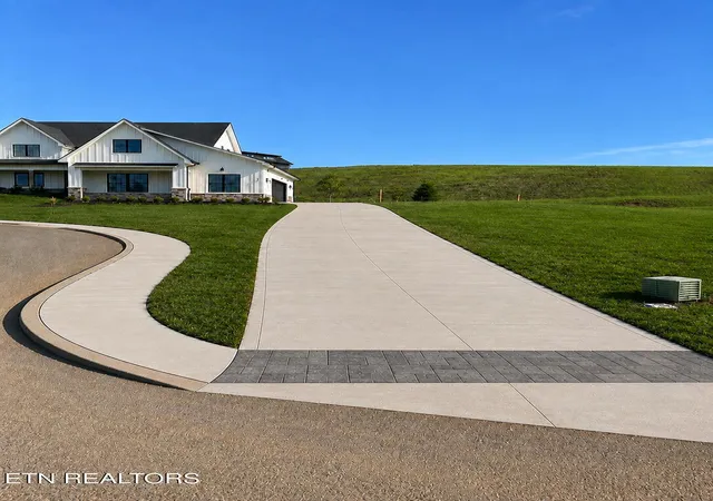 2nd image of 178 Purple Iris Pl, Loudon, TN 37774 | MLS# 1339613