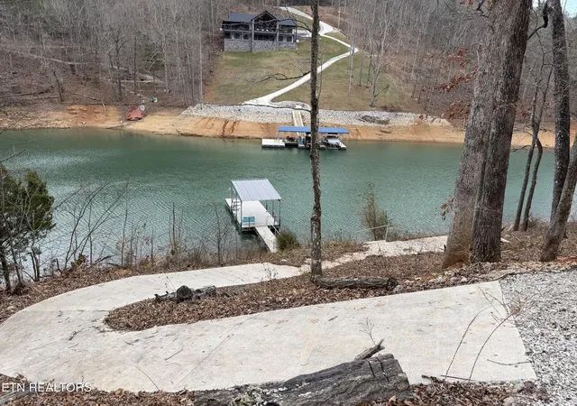 Photo 3 of Sale Pending at 318 Carp Ln, La Follette, TN 37766 | MLS# 1349619 | Listing updated on 2026-09-05