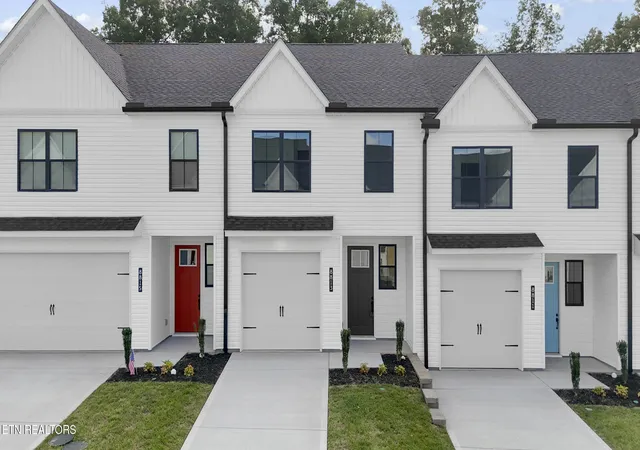 1st image of 8813 Chapman Trace Wy, Knoxville, TN 37920 | MLS# 1340367