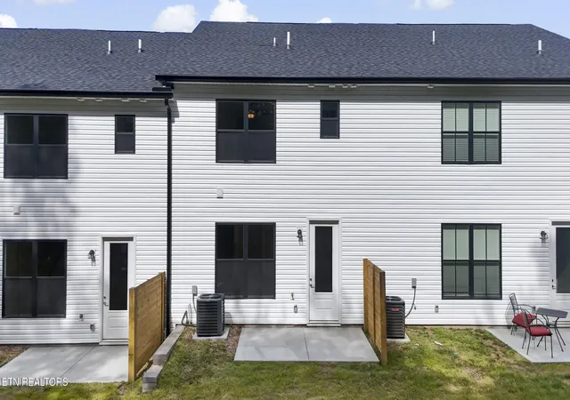 2nd image of 8813 Chapman Trace Wy, Knoxville, TN 37920 | MLS# 1340367