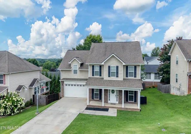 2nd image of 1004 Brooklyn Ln, Maryville, TN 37804 | MLS# 1348336