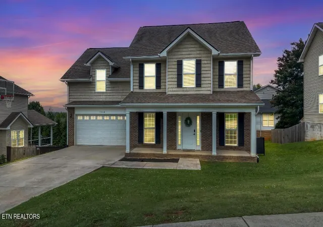 33rd image of 1004 Brooklyn Ln, Maryville, TN 37804 | MLS# 1348336