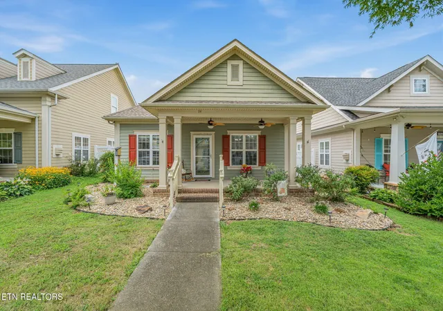 1st image of 114 Forestberry St, Oak Ridge, TN 37830 | MLS# 1341280