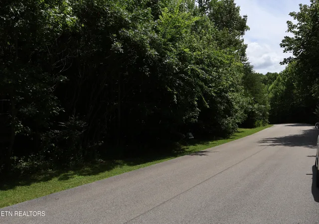 Photo 2 of Land for sale at 527 Enclave Way, Kingston, TN 37763 | MLS# 1341614 | Listing updated on 2026-07-16