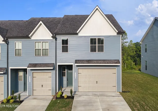 Photo 1 of Sale Pending at 1708 Bennett Village Dr, Maryville, TN 37804 | MLS# 1342398 | Listing updated on 2026-08-16