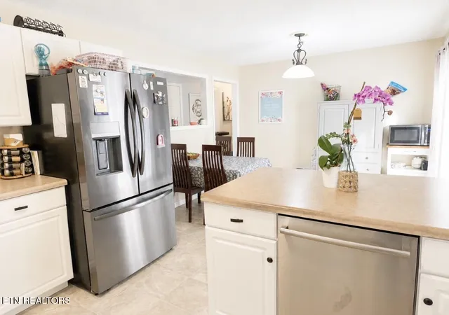 Photo 4 of Single family home for sale at 7133 Meadowbrook Cir, Knoxville, TN 37918 | MLS# 1345105 | Listing updated on 2026-09-12