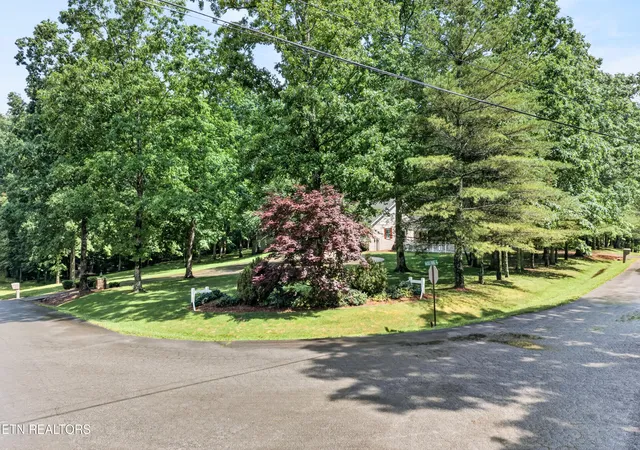 Photo 2 of Single family home for sale at 209 Basses Crk Ln, Crossville, TN 38572 | MLS# 1343006 | Listing updated on 2026-09-14