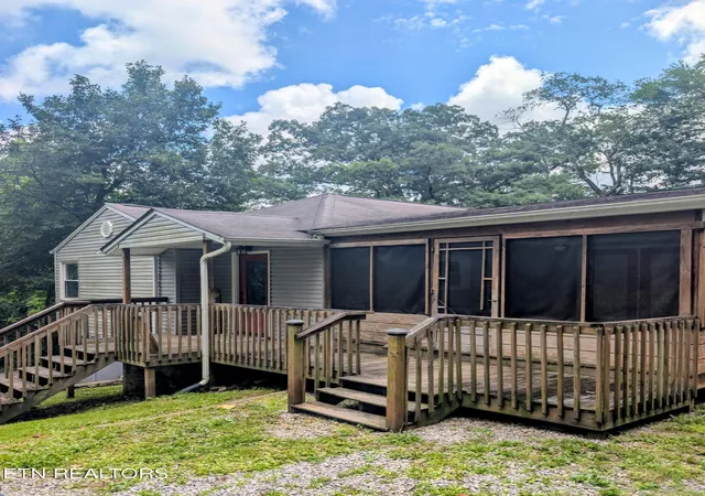 2nd image of 416 Georgia Ave, Pineville, KY 40977 | MLS# 1343969