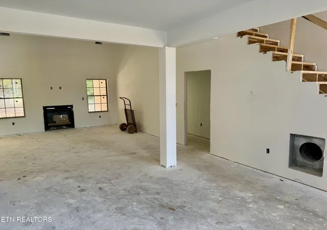 Photo 3 of Single family home for sale at 9938 Rio Bravo Ln, Knoxville, TN 37922 | MLS# 1343642 | Listing updated on 2026-08-28