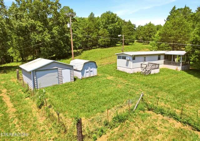 Photo 2 of Single family home for sale at 8050 Lett Rd, Corryton, TN 37721 | MLS# 1343831 | Listing updated on 2026-08-14