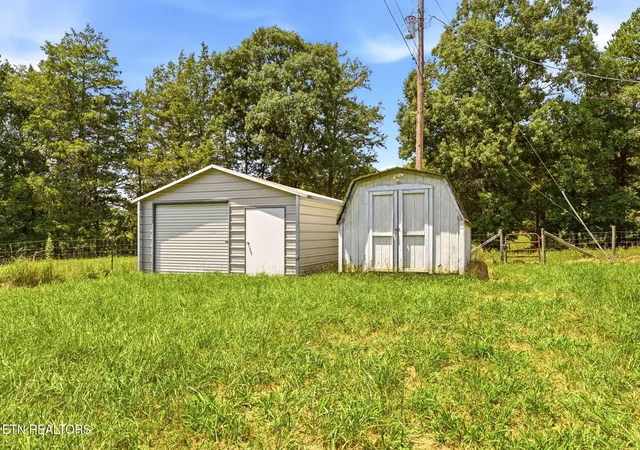 Photo 3 of Single family home for sale at 8050 Lett Rd, Corryton, TN 37721 | MLS# 1343831 | Listing updated on 2026-08-14