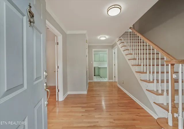 Photo 3 of Single family home for sale at 109 Crestview Ln, Oak Ridge, TN 37830 | MLS# 1350523 | Listing updated on 2026-10-05