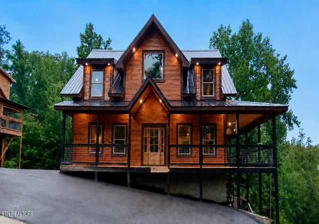 1st image of 462 Loop Rd, Gatlinburg, TN 37738 | MLS# 1344087