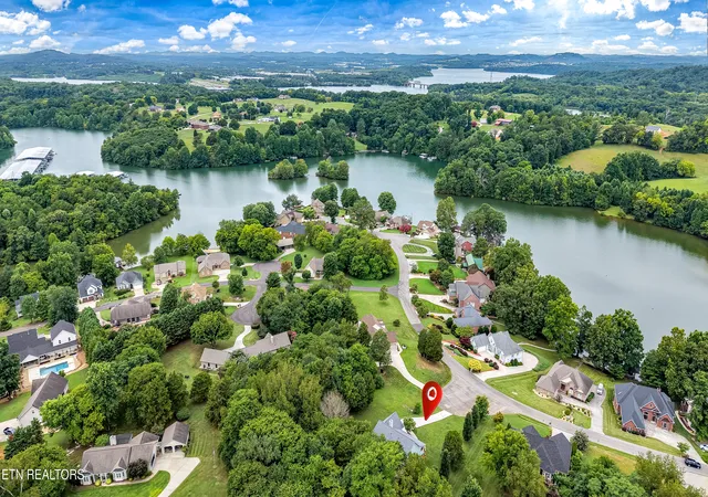 Photo 2 of Single family home for sale at 1734 Cheyenne Ct, Maryville, TN 37801 | MLS# 1348239 | Listing updated on 2026-09-21