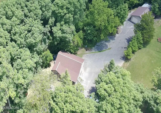 Photo 3 of Single family home for sale at 4906 Shady Rd, Strawberry Plains, TN 37871 | MLS# 1349700 | Listing updated on 2026-09-11