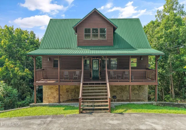 Photo 1 of Single family home for sale at 1583 Nicoha Blvd, Sevierville, TN 37876 | MLS# 1351818 | Listing updated on 2026-10-02