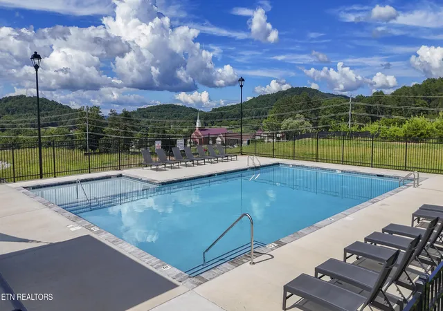 2nd image of 8722 Chapman Trace Wy, Knoxville, TN 37920 | MLS# 1345281