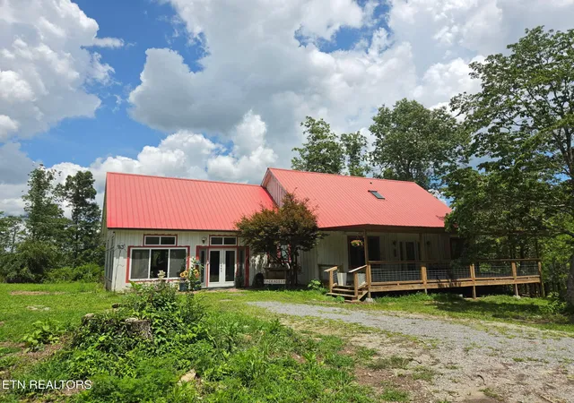 Photo 3 of Single family home for sale at 141 Central Ave, Robbins, TN 37852 | MLS# 1345793 | Listing updated on 2026-09-12