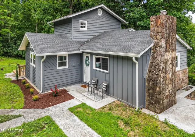 2nd image of 285 Vanover Ln, Jacksboro, TN 37757 | MLS# 1345704