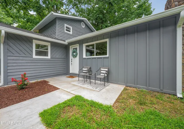 3rd image of 285 Vanover Ln, Jacksboro, TN 37757 | MLS# 1345704