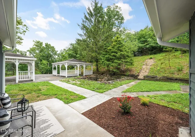 5th image of 285 Vanover Ln, Jacksboro, TN 37757 | MLS# 1345704