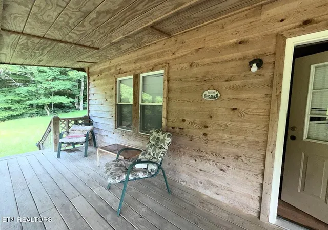 2nd image of 147 Sleepy Hollow Rd, Speedwell, TN 37870 | MLS# 1345708