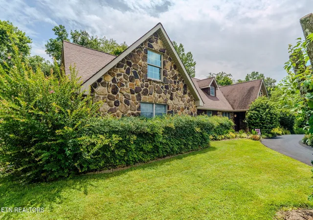 1st image of 129 Rector Dr, Harrogate, TN 37752 | MLS# 1348416