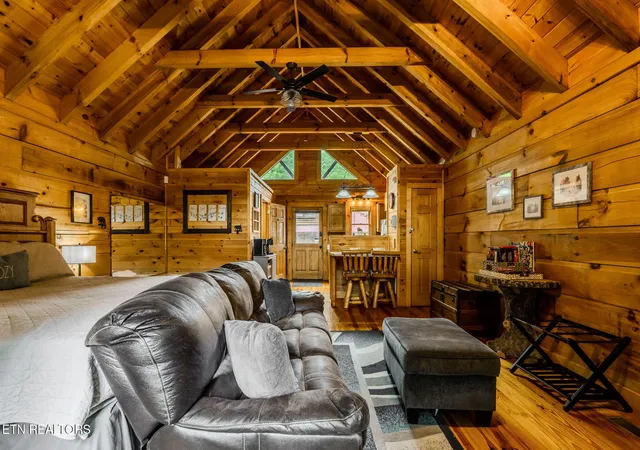 5th image of 505 Hoot Owl Wy, Gatlinburg, TN 37738 | MLS# 1348743