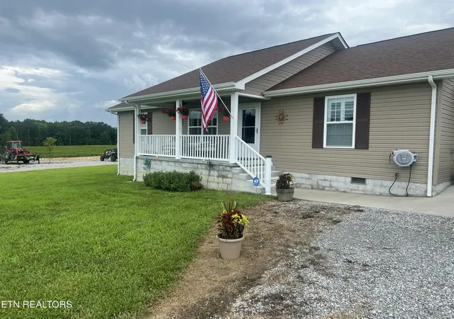 4th image of 233 Georgee Rd, Jamestown, TN 38556 | MLS# 1346250