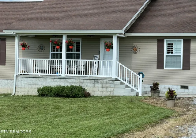 5th image of 233 Georgee Rd, Jamestown, TN 38556 | MLS# 1346250