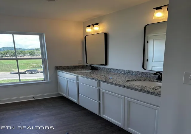 10th image of 1618 Lateglow Wy, Knoxville, TN 37931 | MLS# 1346303