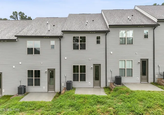 2nd image of 1630 Bennett Village Dr, Maryville, TN 37804 | MLS# 1346397