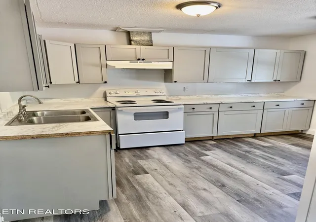 4th image of 310 Gilbert Ln, Knoxville, TN 37920 | MLS# 1347141