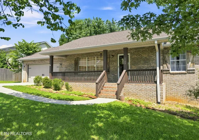 2nd image of 1109 Willow Creek Cir, Maryville, TN 37804 | MLS# 1352436