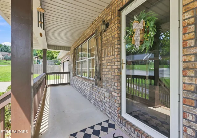 3rd image of 1109 Willow Creek Cir, Maryville, TN 37804 | MLS# 1352436