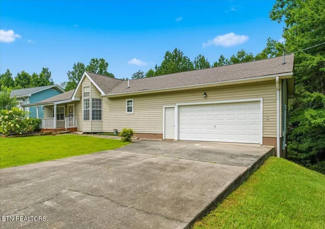 36th image of 142 Oak Dr, Kingston, TN 37763 | MLS# 1349839