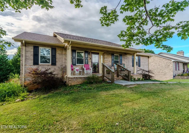 2nd image of 2117 Raulston View Dr, Maryville, TN 37803 | MLS# 1349312