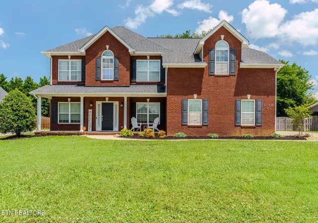Photo 1 of Single family home for sale at 2709 Daventry Dr, Maryville, TN 37804 | MLS# 1346766 | Listing updated on 2026-07-30