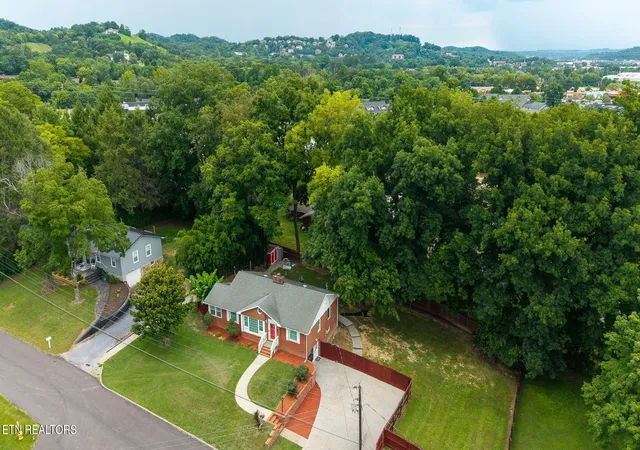 Photo 1 of Single family home for sale at 112 Y Rd, Sevierville, TN 37862 | MLS# 1349252 | Listing updated on 2026-09-10