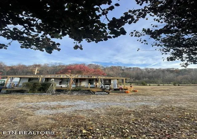 2nd image of 149 Sweetwater Rd, Philadelphia, TN 37846 | MLS# 1348891