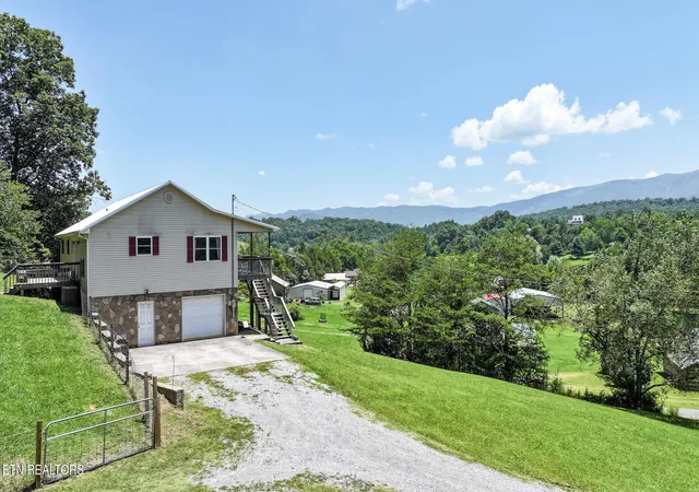 5th image of 1800 Mountain Ridge Rd, Newport, TN 37821 | MLS# 1347149
