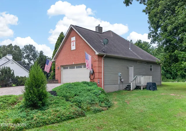 2nd image of 2010 Ona Rd, Crossville, TN 38572 | MLS# 1348297