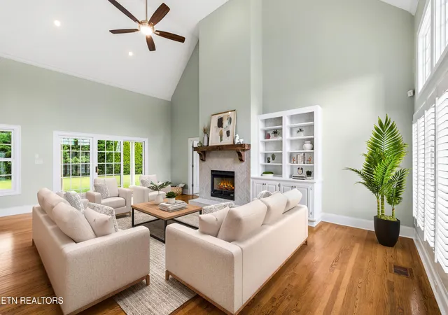 Photo 3 of Single family home for sale at 3746 Jackson Bnd Dr, Louisville, TN 37777 | MLS# 1348125 | Listing updated on 2026-09-21