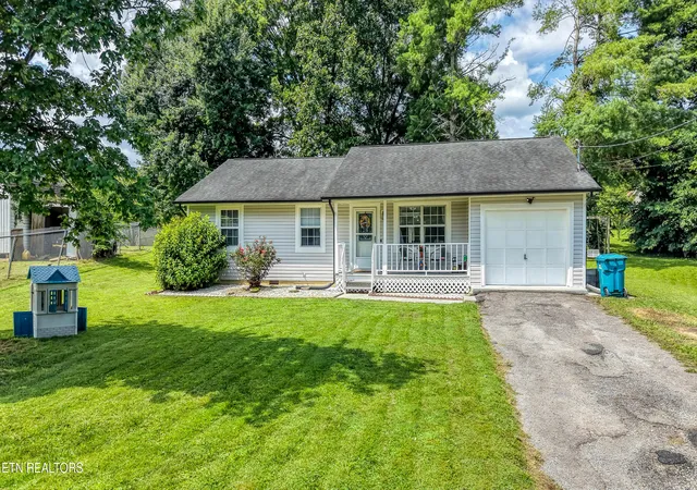 Photo 1 of Sale Pending at 6505 Blackgum Cir, Knoxville, TN 37918 | MLS# 1351258 | Listing updated on 2026-08-12