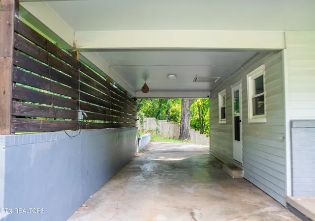 Photo 4 of Single family home for sale at 6609 Hilda Ln, Knoxville, TN 37921 | MLS# 1350440 | Listing updated on 2026-08-31