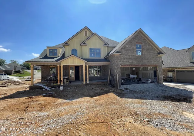 Photo 1 of Single family home for sale at 736 Averystone Ln, Knoxville, TN 37909 | MLS# 1347439 | Listing updated on 2026-09-17