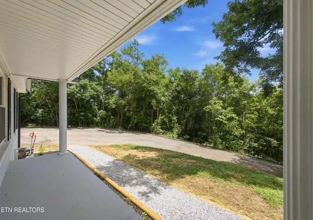 5th image of 1946 Bluff Rd, Harriman, TN 37748 | MLS# 1348341